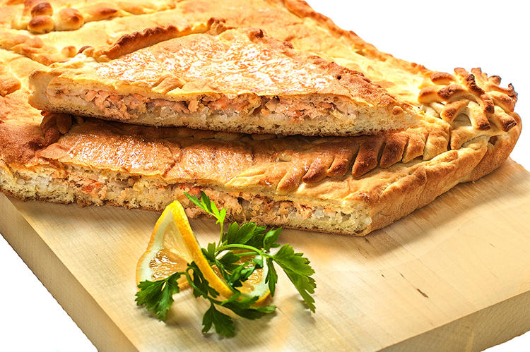 Пирог с семгой